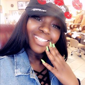 Meet your Posher, Cherry